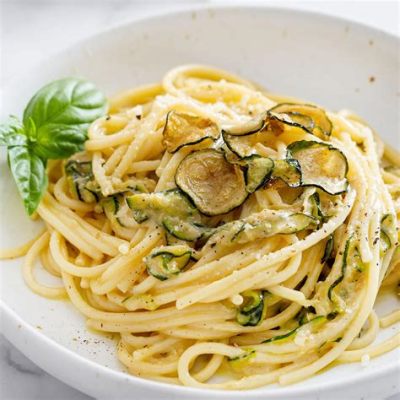  Spaghetti alla Nerano! A Creamy Dream Wrapped in Melted Provolone